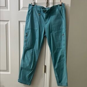 Women’s White House Black Market Pedi-pretty Teal Cargo Pants -worn once